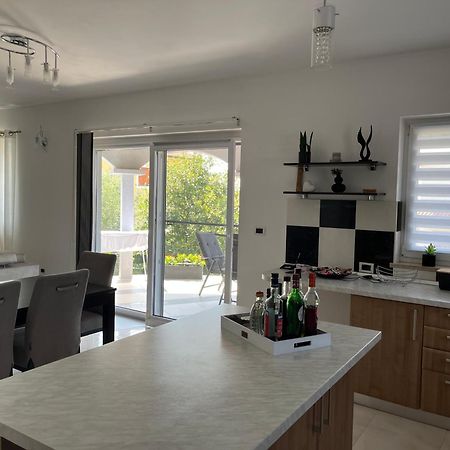 Holiday Home Mihaela Višnjan Kültér fotó